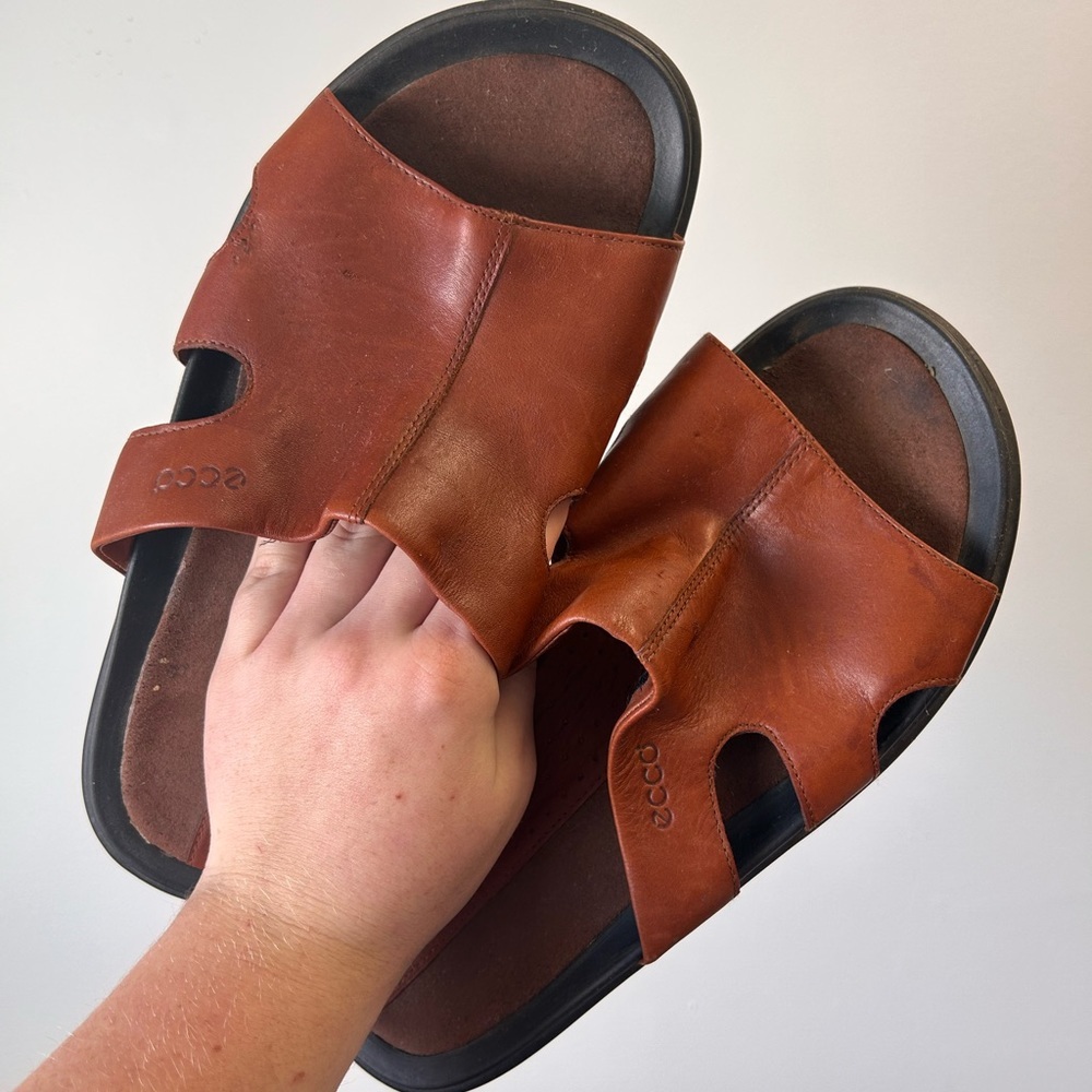 ECCO size 10 brown leather slide sandals